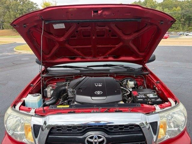 Toyota Tacoma  2011