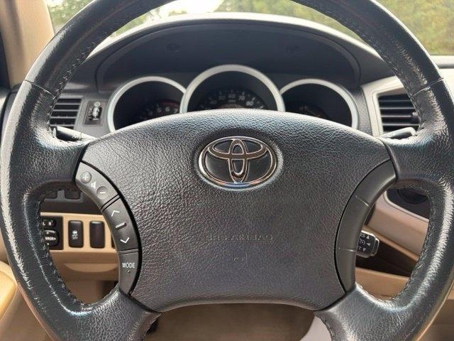 Toyota Tacoma  2011