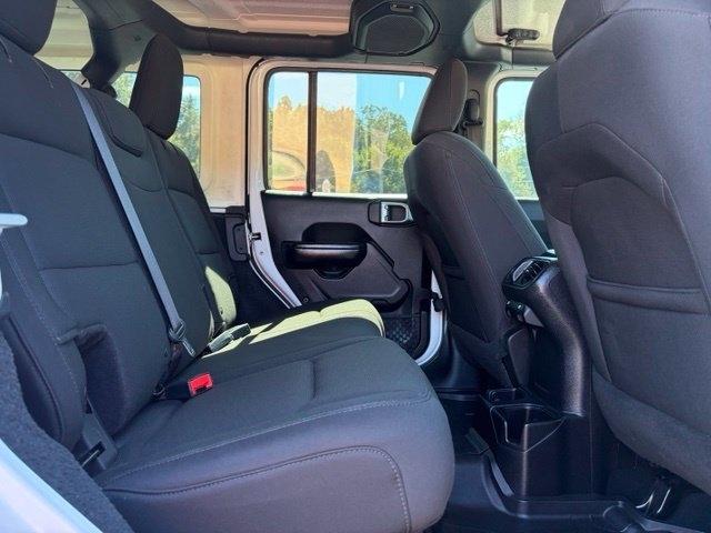 Jeep Wrangler  2018