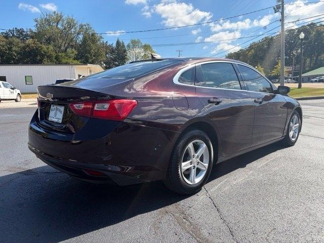 Chevrolet Malibu  2020