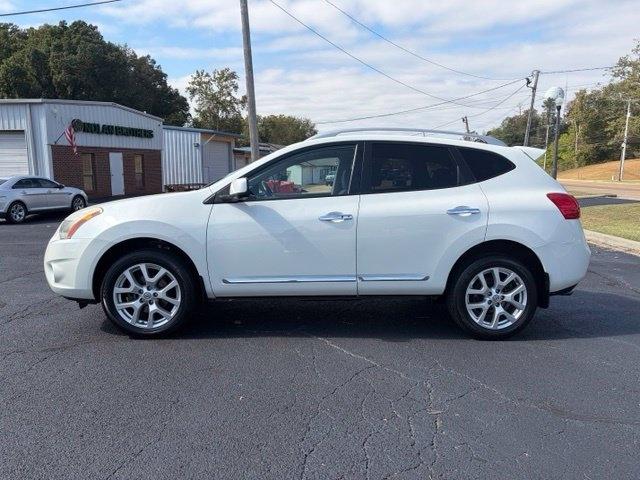 Nissan Rogue  2012