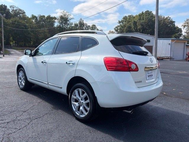Nissan Rogue  2012