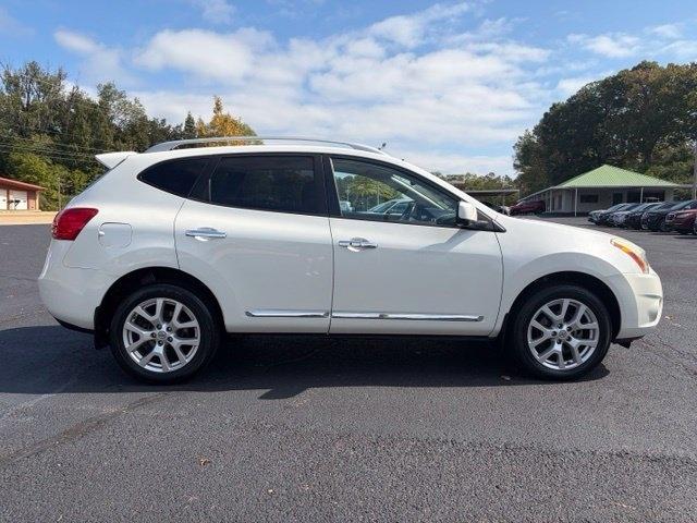 Nissan Rogue  2012