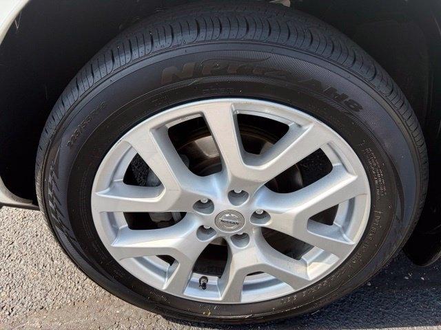 Nissan Rogue  2012