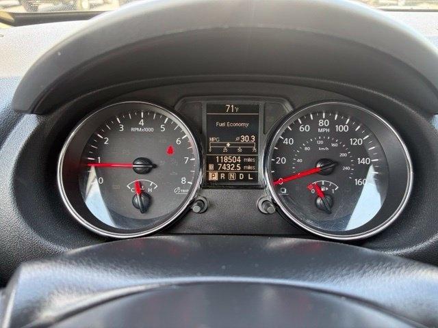 Nissan Rogue  2012