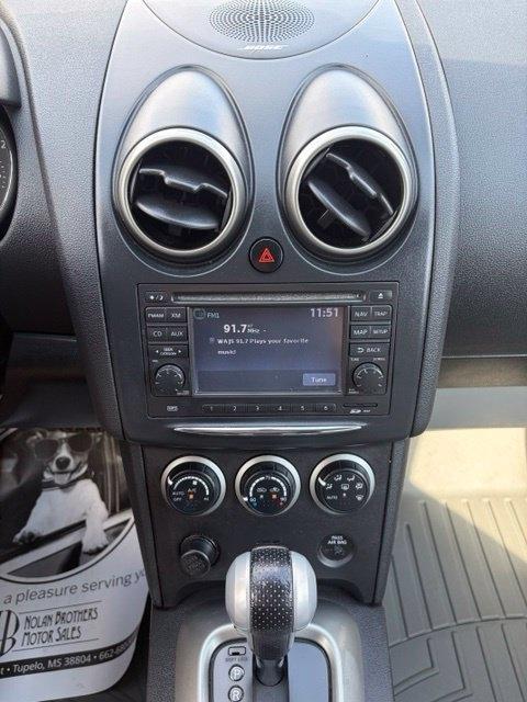 Nissan Rogue  2012