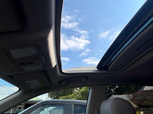 Nissan Rogue  2012