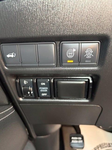 Nissan Armada  2019