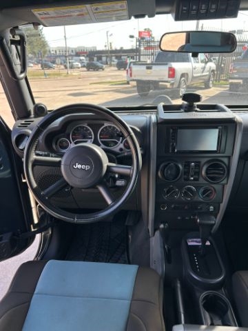 Jeep Wrangler Unlimited Sahara 4WD 2007