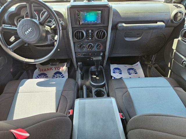 Jeep Wrangler Unlimited Sahara 4WD 2007