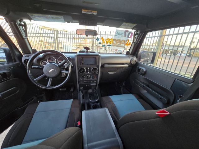 Jeep Wrangler Unlimited Sahara 4WD 2007