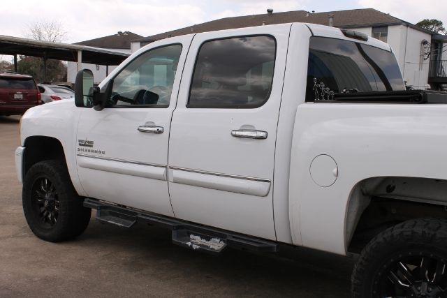 Chevrolet Silverado 1500 LT1 Crew Cab 2WD 2010