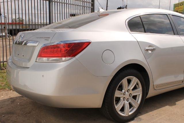 Buick LaCrosse CXL FWD 2011