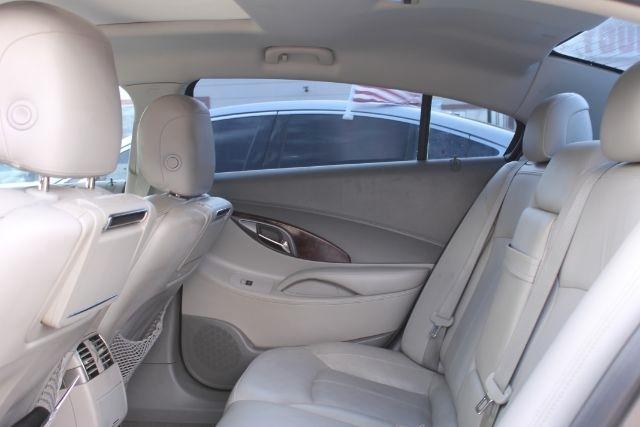 Buick LaCrosse Touring 2012