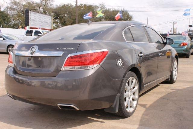 Buick LaCrosse Touring 2012