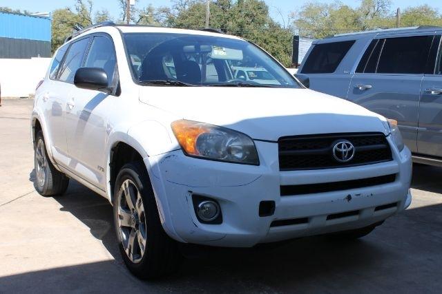 Toyota RAV4 Sport I4 2WD 2009