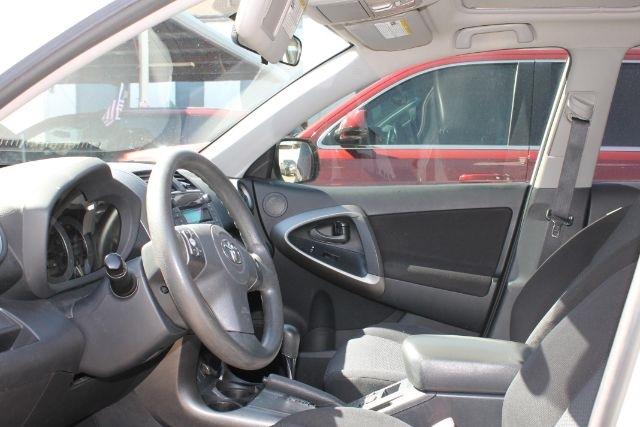 Toyota RAV4 Sport I4 2WD 2009