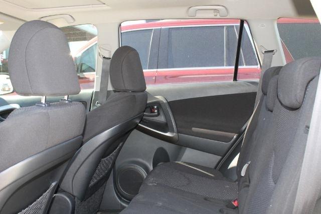 Toyota RAV4 Sport I4 2WD 2009