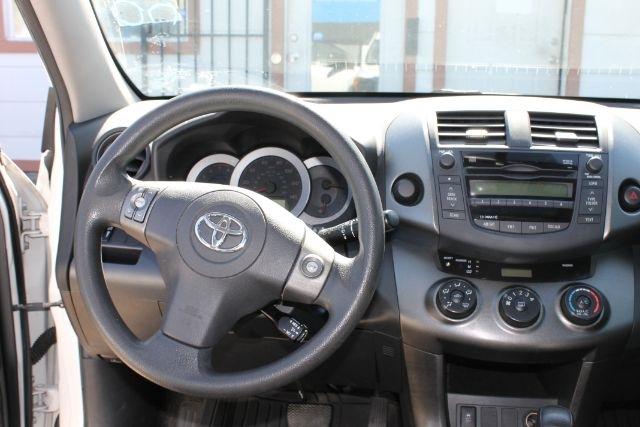 Toyota RAV4 Sport I4 2WD 2009