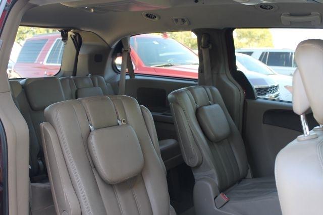 Chrysler Town & Country Touring 2016