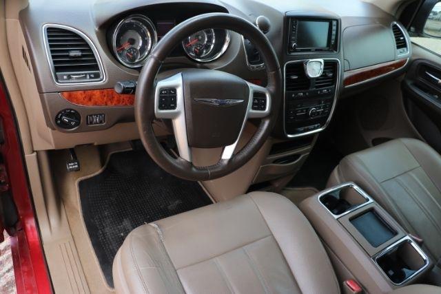 Chrysler Town & Country Touring 2016