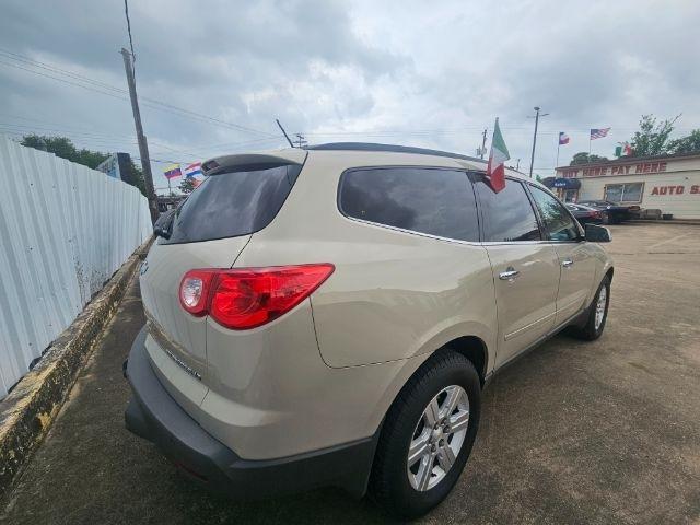 Chevrolet Traverse LT AWD 2012