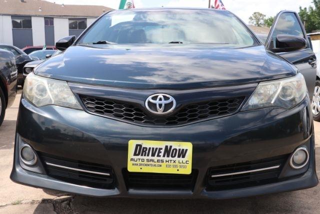 Toyota Camry LE 2013