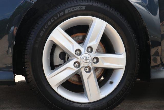 Toyota Camry LE 2013