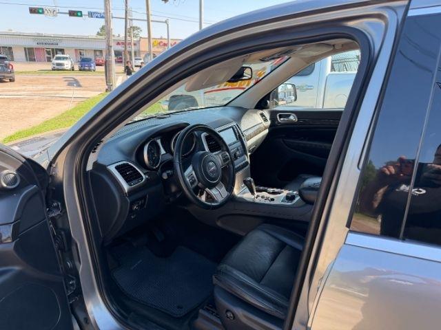 Jeep Grand Cherokee Laredo 4WD 2011
