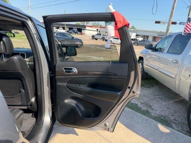 Jeep Grand Cherokee Laredo 4WD 2011