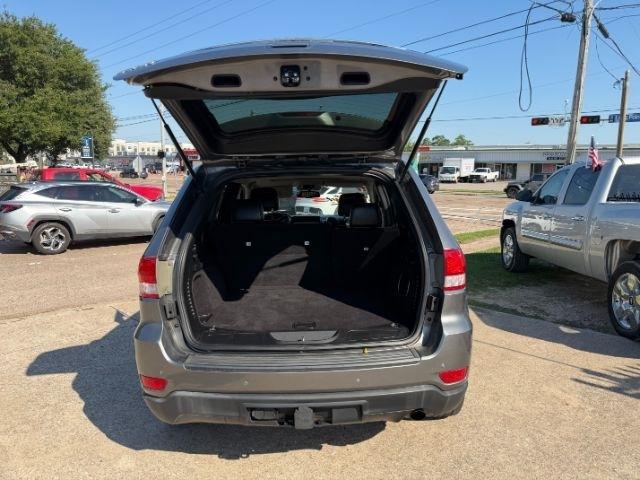 Jeep Grand Cherokee Laredo 4WD 2011