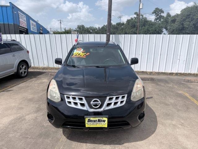 Nissan Rogue SV FWD 2013