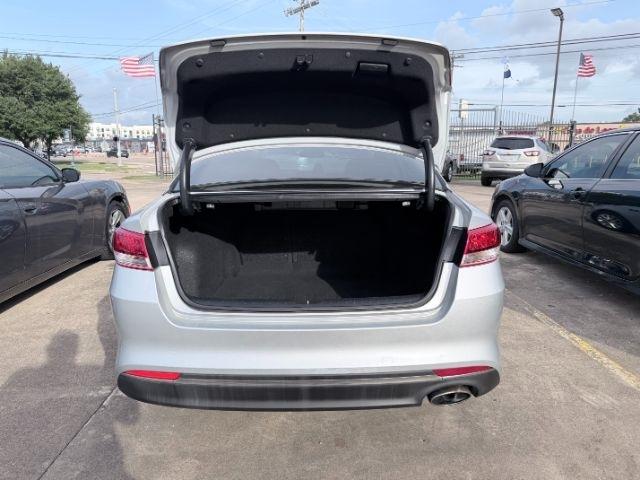 Kia Optima LX 2017