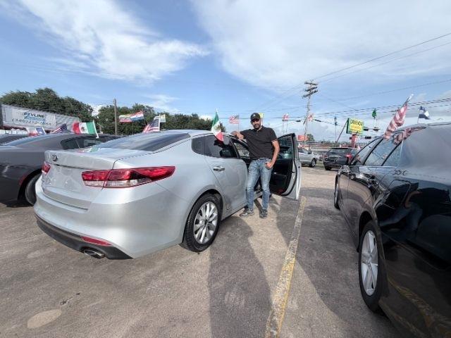 Kia Optima LX 2017