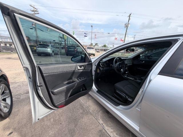 Kia Optima LX 2017