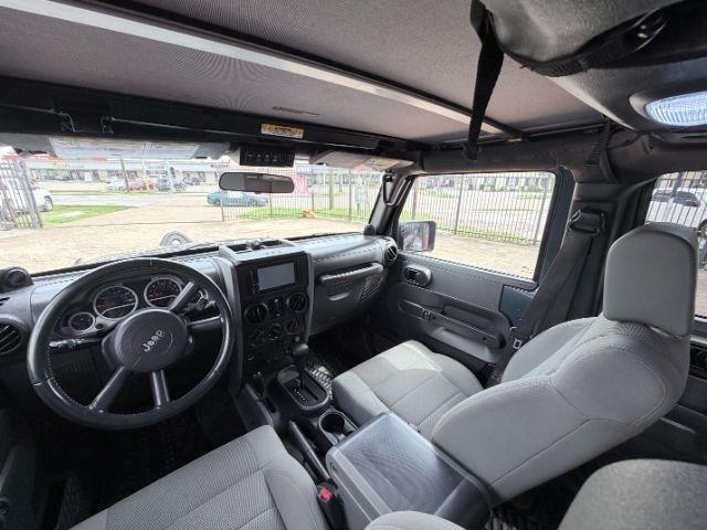 Jeep Wrangler Unlimited Sahara 4WD 2007