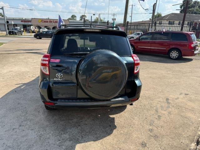 Toyota RAV4 Base I4 2WD 2012