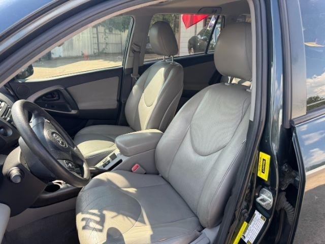 Toyota RAV4 Base I4 2WD 2012