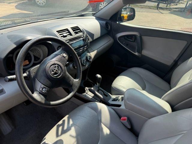 Toyota RAV4 Base I4 2WD 2012