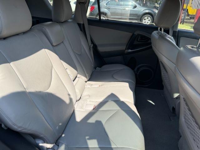 Toyota RAV4 Base I4 2WD 2012
