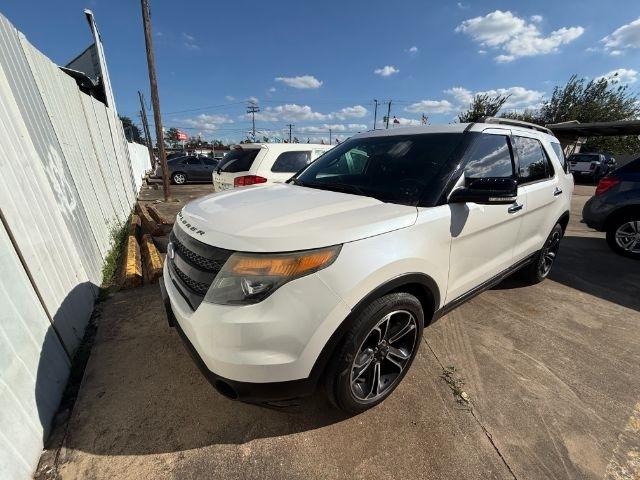 Ford Explorer Sport 4WD 2013