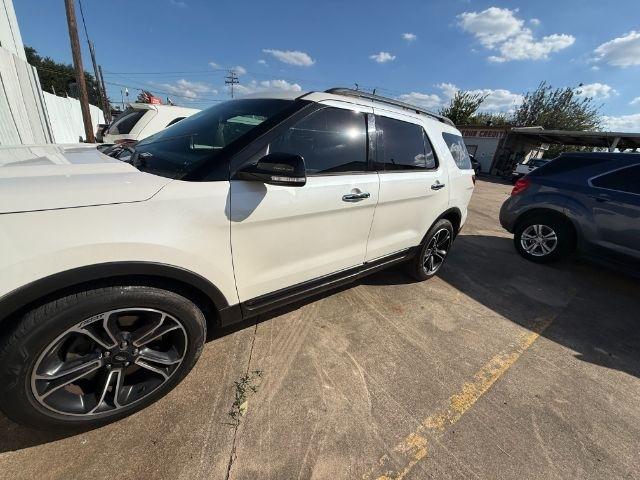 Ford Explorer Sport 4WD 2013
