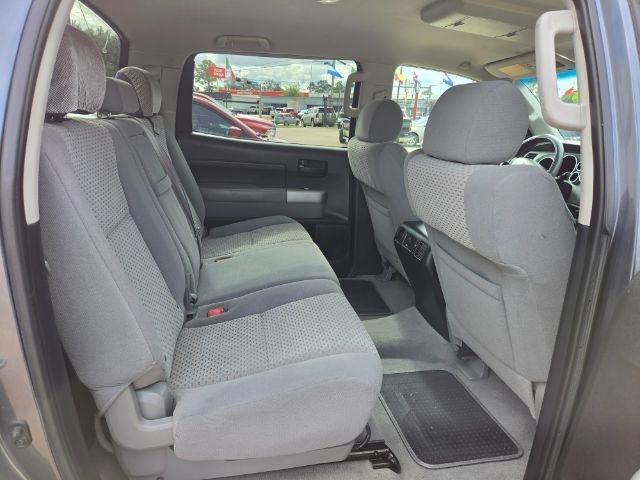 Toyota Tundra Base CrewMax 5.7L 2WD 2008