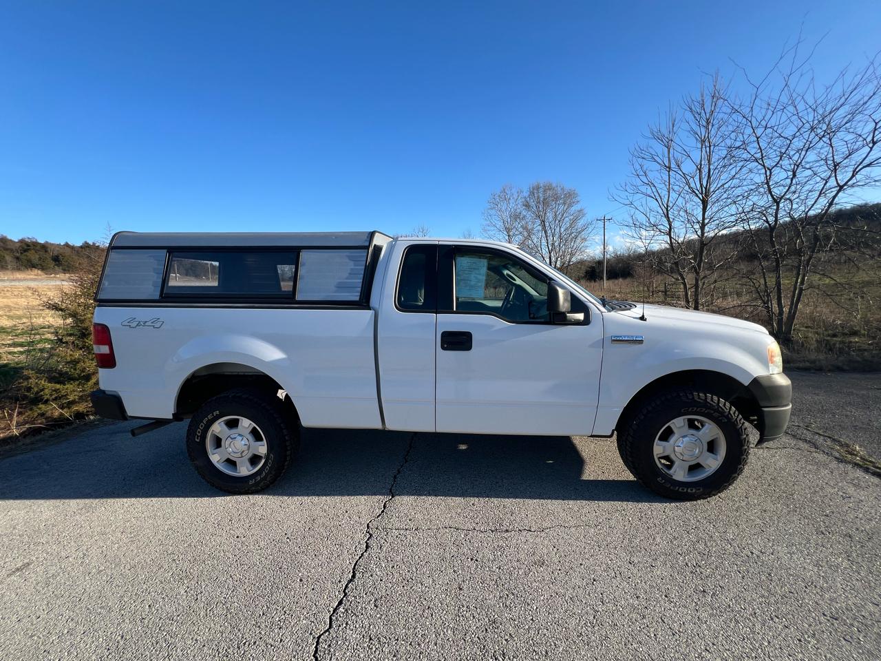 Ford F-150 XL 4WD 2005