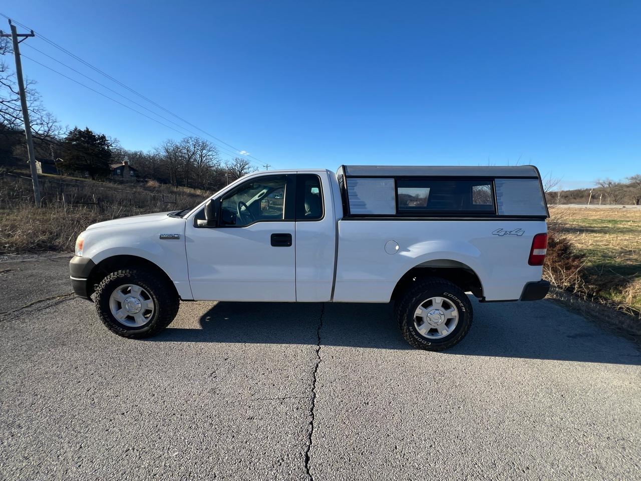 Ford F-150 XL 4WD 2005