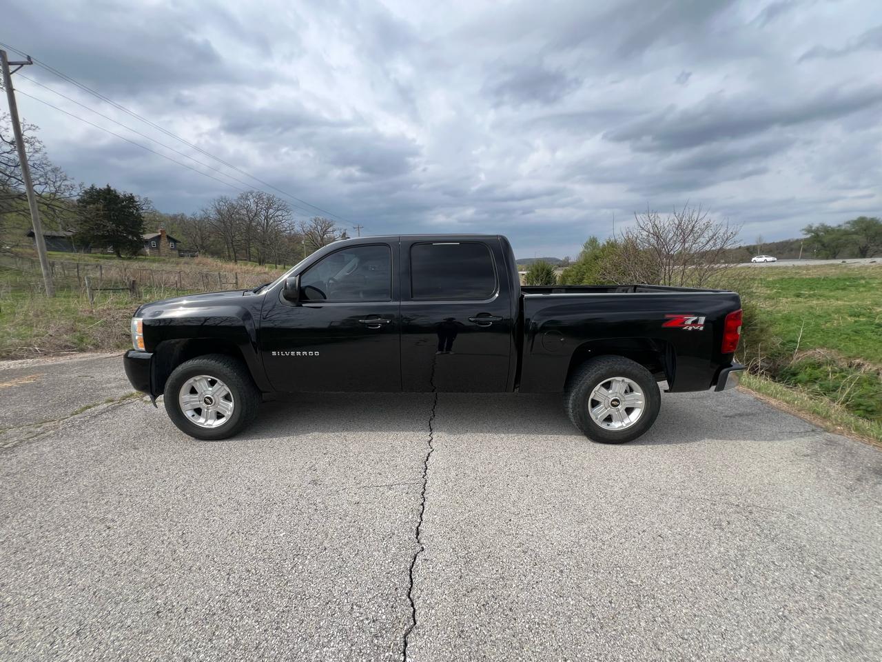 Chevrolet Silverado 1500 LT Crew Cab 4WD 2013