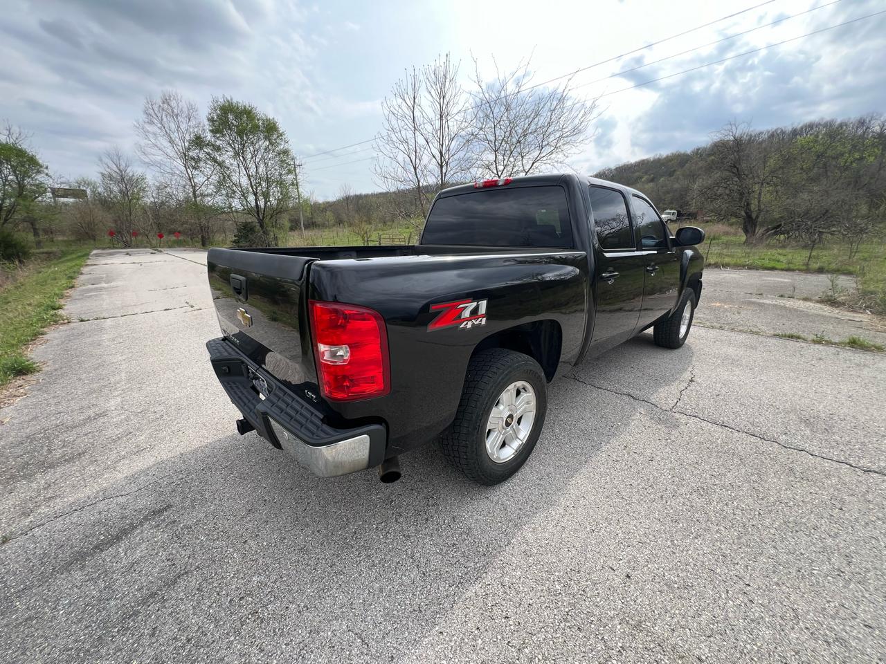 Chevrolet Silverado 1500 LT Crew Cab 4WD 2013
