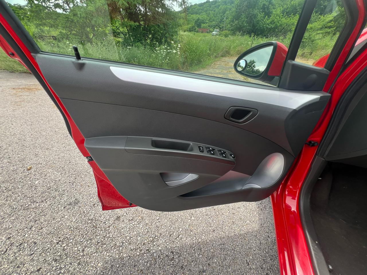 Chevrolet Spark 1LT Auto 2014