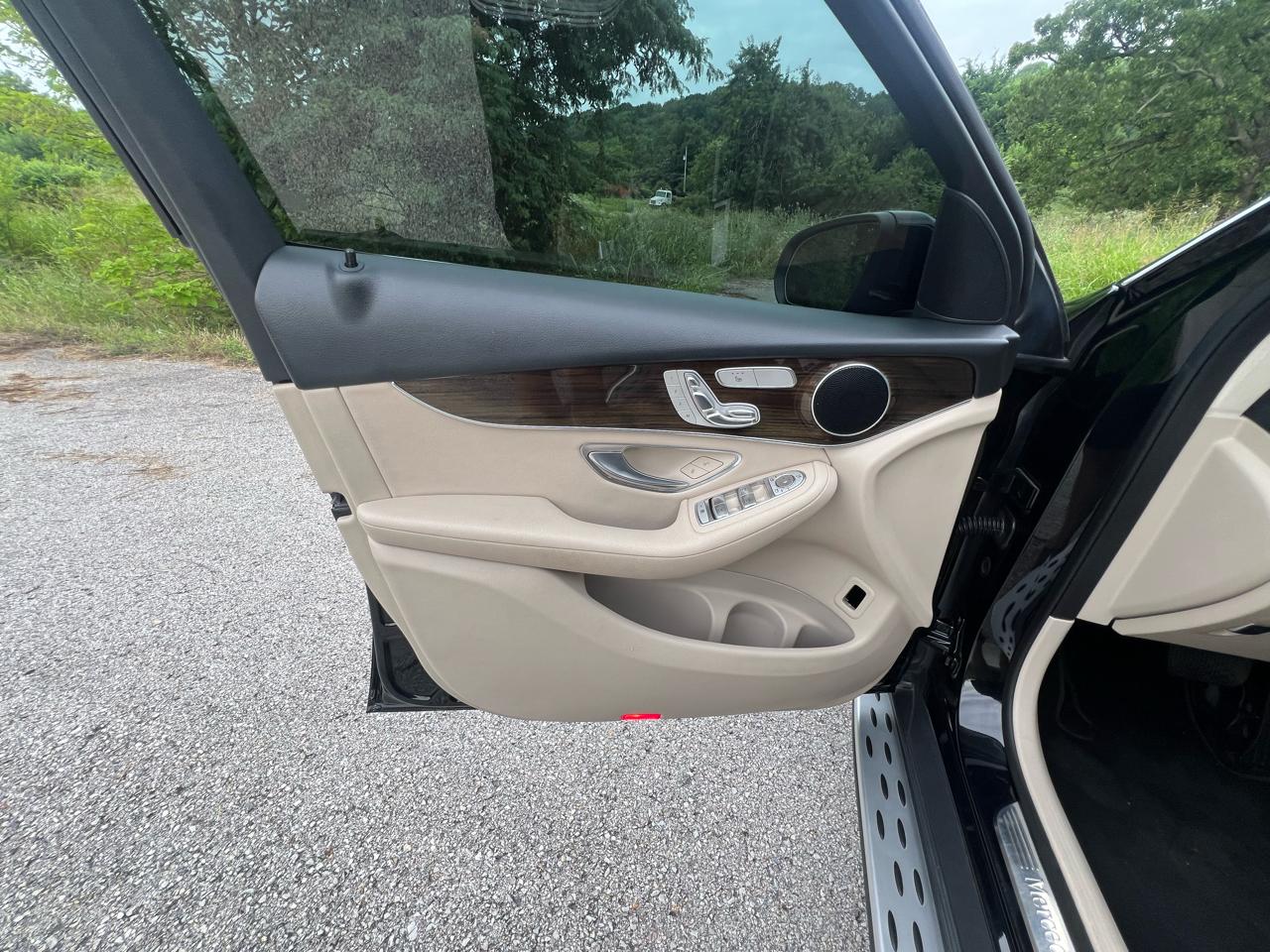 Mercedes-Benz GLC-Class GLC300 4MATIC 2018