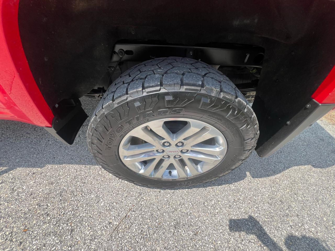 GMC Canyon SLT Crew Cab 4WD Long Box 2016